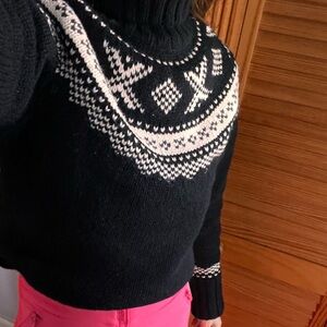 Gap 100% Lambswool Turtleneck Sweater